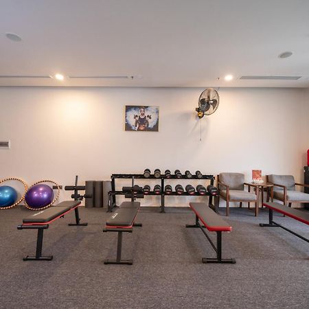 Senna Hue Hotel Ngoại thất bức ảnh The gym at the hotel